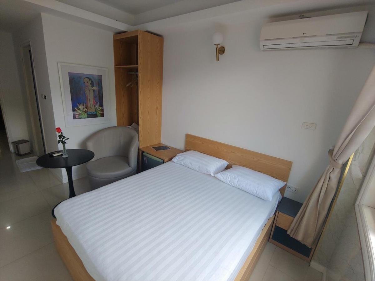 Guest House Anh Ngoc Hanoï Extérieur photo
